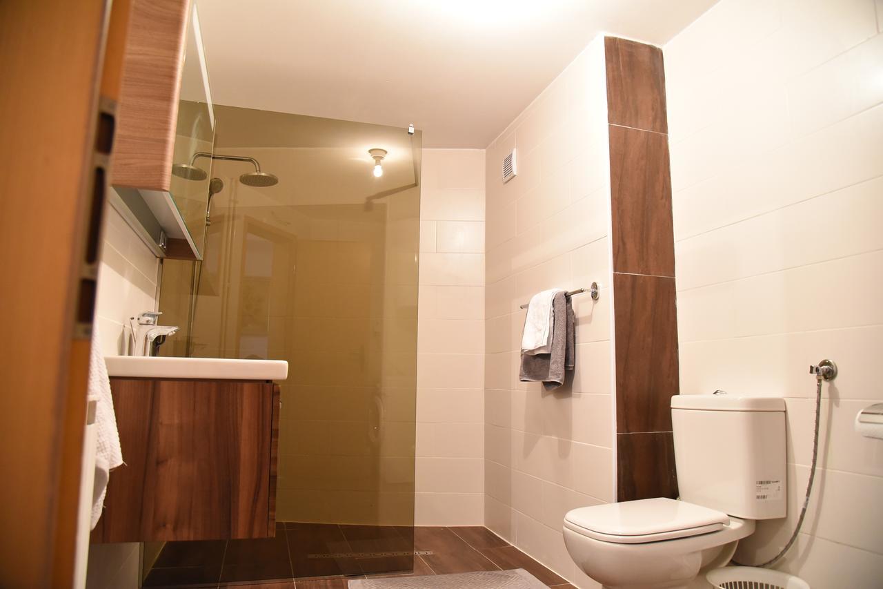 3 Bedroom Home With Parking Garage In The Heart Of 스코페 외부 사진