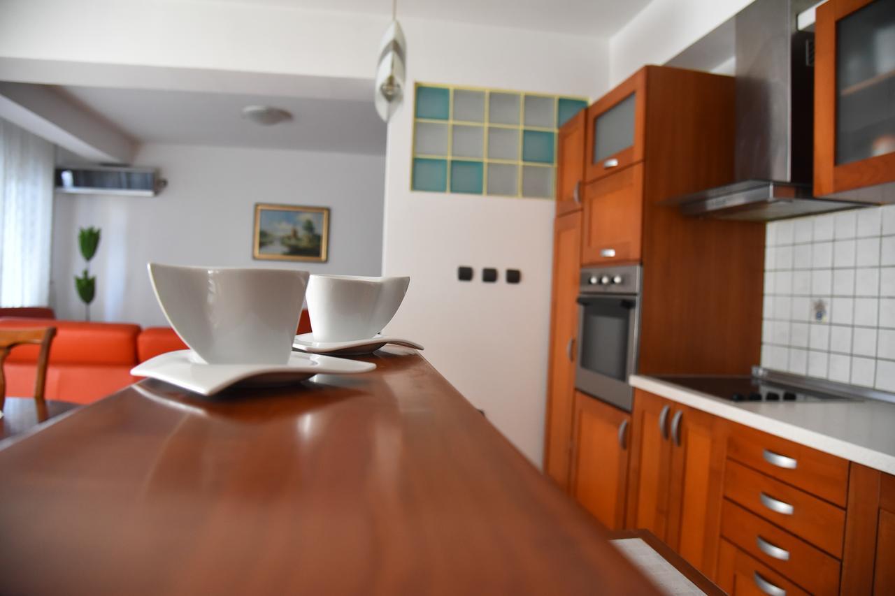 3 Bedroom Home With Parking Garage In The Heart Of 스코페 외부 사진